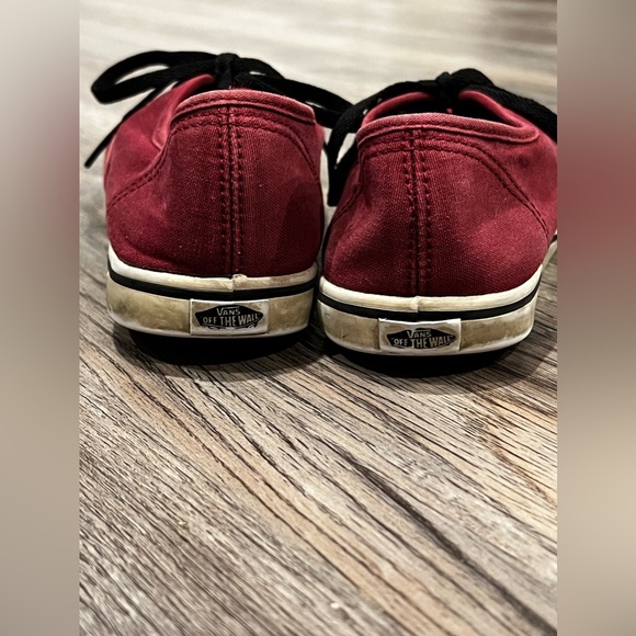 Authentic Lo Pro Vans. - Picture 4 of 8